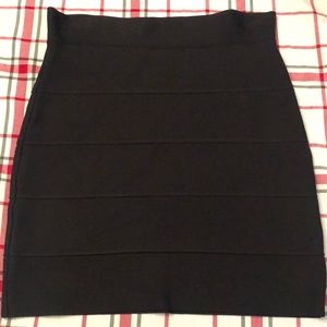 BCBGMaxazria skirt. Size M.